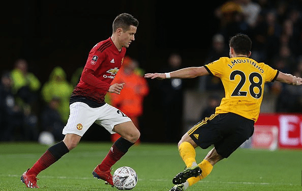 在防守端抢 在防守端抢